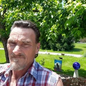 Meet your Posher, Ronald